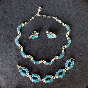 Coro Pegasus Vintage Thermoset Necklace Bracelet Earrings Blue Confetti Parure
